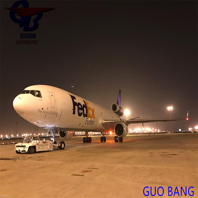 Notre service de suivi 24 heures sur ligne Expédition express d'Italie avec service porte à porte via FedEx / DHL / UPS