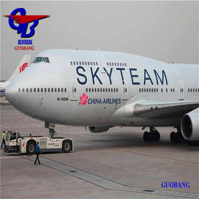 Transport aérien au départ de Xiamen vers la Serbie, service complet avec prise en charge, réservation, enlèvement, dédouanement et embarquement.