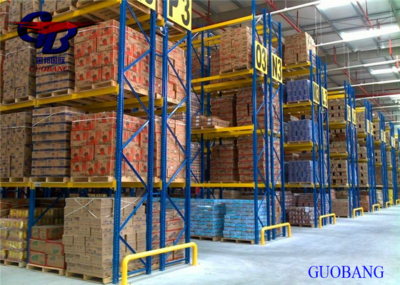 Service de stockage personnalisé et personnalisable pour la consolidation des marchandises
